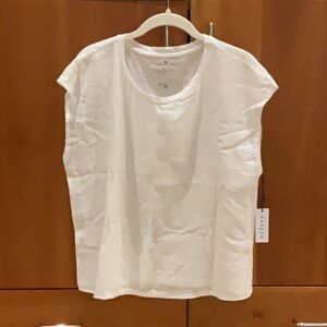 New With Tags Daniella Crewneck Tee